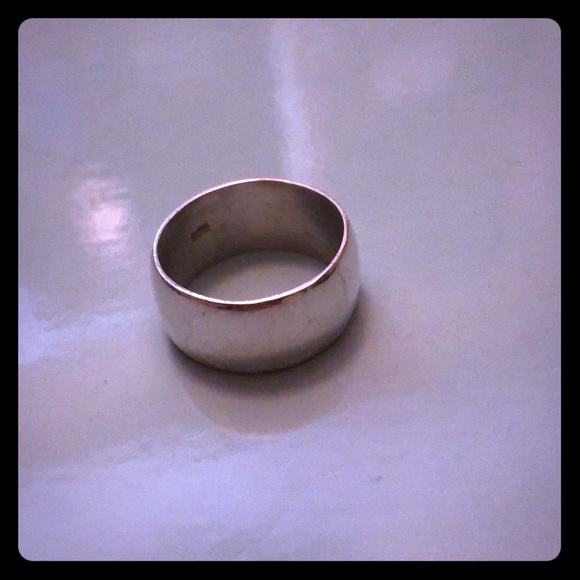 .25 Sterling Silver ring - Picture 1 of 1